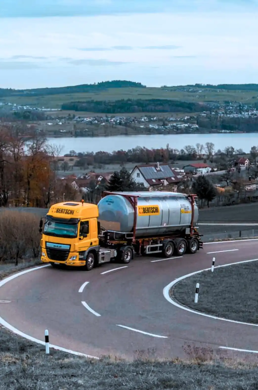 Giant-Transporter-Indonesia_Isotank